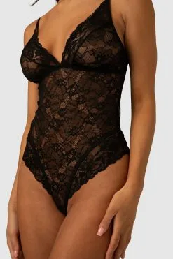 Besired Body Stacey - Negro -Ideas para regalos comercio 1672318383.bsrd blk 002 sm 12
